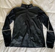 Nike Pullover Quarter-Zip Wind Jacket