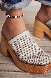 NEW Free People Woven Crochet Chunky Walk on Wood Platform Sandal Clogs Size 7.5