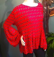 Gorgeous Accordion Bell sleeve heart ♥️ print top