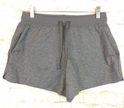 Uniqlo Ultra Stretch Active Shorts Womens M Heather Grey Athletic Sport Gym