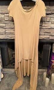 Love in NWOT hi lo boutique dress