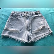 Abercrombie & Fitch NWT  Light Wash Annie High Rise Distressed Denim Shorts