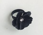 Sculpted Botanical Ring