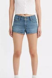 New Levi's Women's Superflow Shorts Size 28 Queen of Kinds - Medium Wash