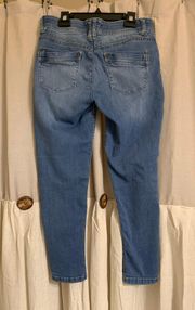 Ladies Sz 6 jeans by