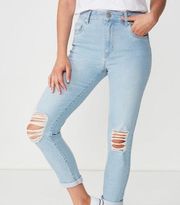 High Rise 90s Stretch Light Wash Jeans