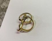 Anne Klein Signed AK Gold Tone Pin Brooch Initial / Letter B Cursive