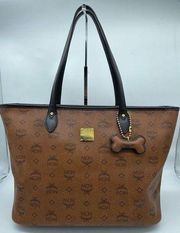 MCM
Visetos Dog Bone
Shopper Tote Brown