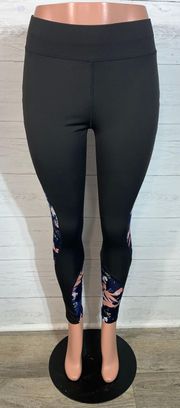 Women's POP Fit Black Athletic Leggings With floral Design Size M