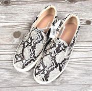 Old Navy Slip On Animal Print Sneakers Sz 7