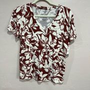 Nine West Floral v-neck tee shirt