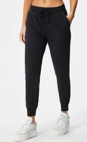 Fabletics High-Waisted Performance Jogger Black // Size Large