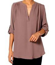 Gianni Bini Women's Medium Light Purple Button Roll Up Sleeve V-Neck Blouse