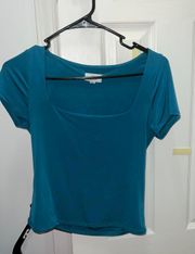 Cropped Tee