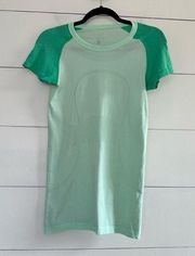 Lululemon Women’s 6 Green Swiftly Tech Short Sleeve Athletic Tee