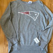 New Patriots Womens size Medium Gray Glitter Logo Sweatshirt