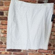 Old Navy White Eyelet Skirt NWT - Size 6