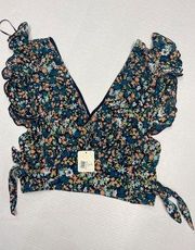 Free People top size floral deep v-neck Small (b9)