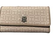 NWT  Continental Wallet Embossed/clutch / Grey White