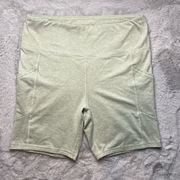 Light Green Workout Shorts w Side Pockets size L