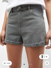 Mid-Rise Bermuda Shorts