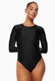 Aritiza  satinette crew bodysuit