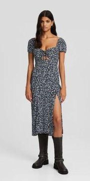 | NWT Black Floral Short Sleeve Cut-Out Print Midi Dress | Small