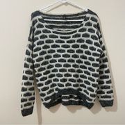 Elan Unique Print Sweater Size Small