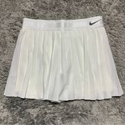 Nike NWOT  Court Victory Tennis Skirt