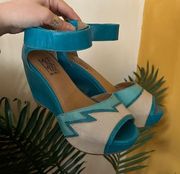 New York City Yvette Retro Leather Blue Wedges Heels Shoes Size 6