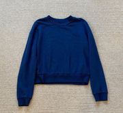 pullover crewneck sweatshirt