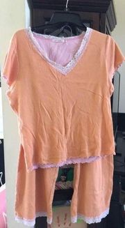 Daisy Fuentes pajamas size large