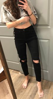 Tilly’s Black Distressed Jeans