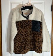 Seven7 Women’s Pull Over Sherpa Size Med-NWT