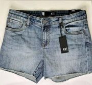 Gidget Mid Rise Fray Denim jean Shorts Size 8 NWT