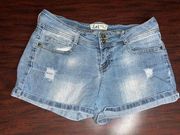 . Ashley Lowrise Denim Gwen Shorts Size 7 Juniors