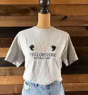 90s / Y2K Yellowstone National Park Embroidered Bear Paw T-Shirt Adult Size M