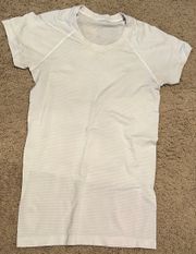 Swiftly Tech Short-Sleeve Shirt