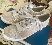 NEW  Blush Haven Sequin Shoes Size 8 Medium NEW with Box