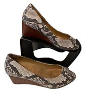 Vionic Bria snakeskin peep toe wedge Sz 40 wide