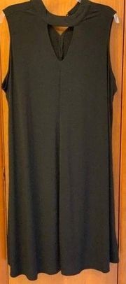 Women's Relativity Black Dress w/ Keyhole