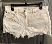 Abercrombie & Fitch Abercrombie white mom short mid rise size 29