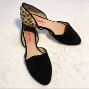 Black Suede Animal Leopard Slip Ons Flats Shoes 
Betsey Johnson COCOH Size 6