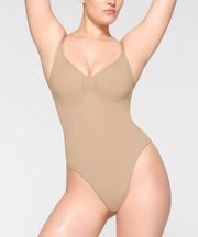 NEW Sculpting Thong Bodysuit S