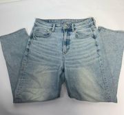 American Eagle Straight Leg Mom Jean | 4 Short Length