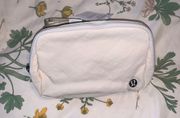 Everywhere Belt Bag 1L Wordmark White Opal