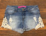 blue denim shorts size 7, cut off, jean shorts