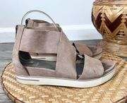 Eileen fisher leather strappy sandals