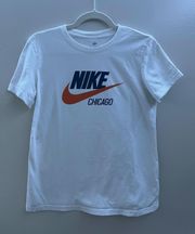 Nike / White / T-shirt / Size Small