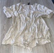 Como vintage cream shirt top